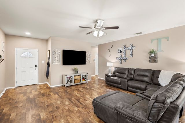 230 Colt Drive, Waxahachie, TX 75165