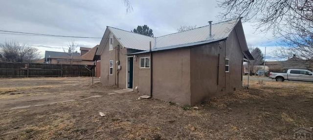 209 E 9th St, Walsenburg, CO 81089