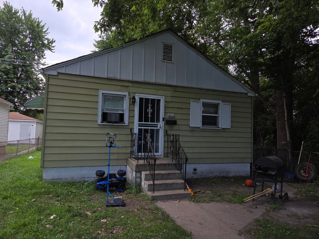 3321 W 11th Avenue, Gary, IN 46404