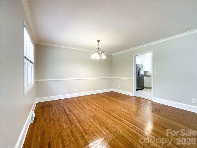 6728 Lakeside Drive, Charlotte, NC 28215