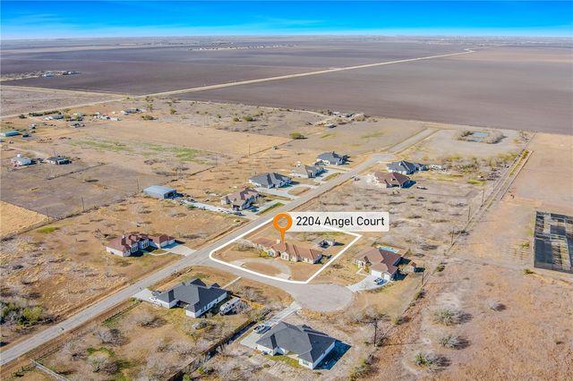 2204 Angel Ct, Corpus Christi, TX 78415