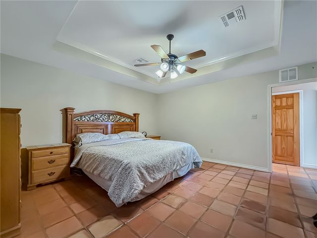 2204 Angel Ct, Corpus Christi, TX 78415