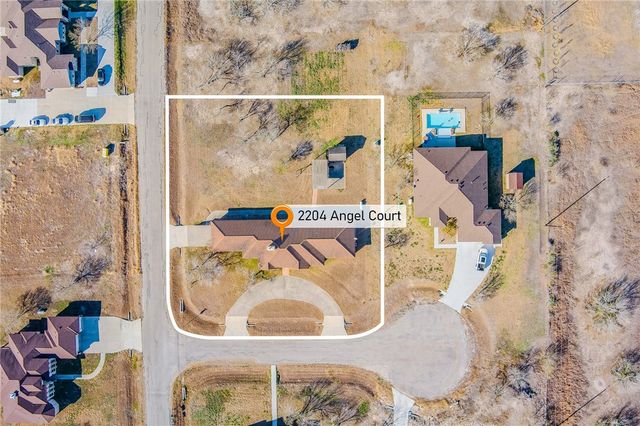 2204 Angel Ct, Corpus Christi, TX 78415