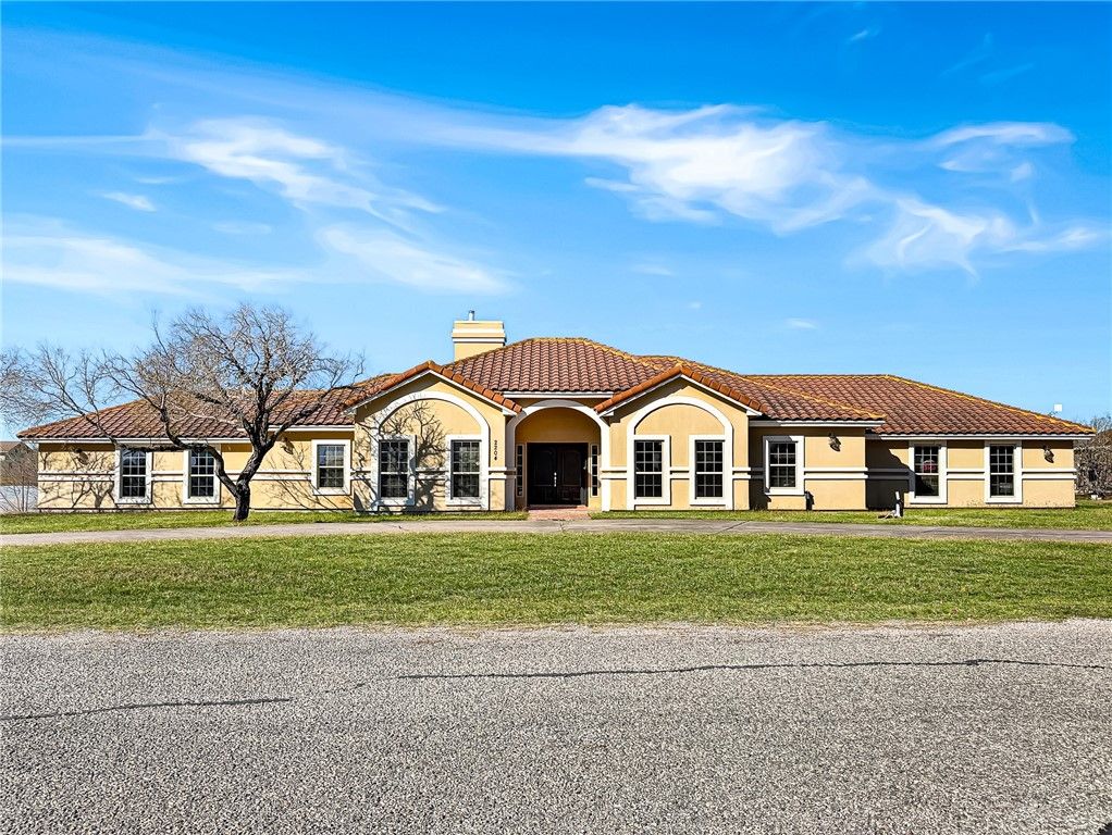 2204 Angel Ct, Corpus Christi, TX 78415