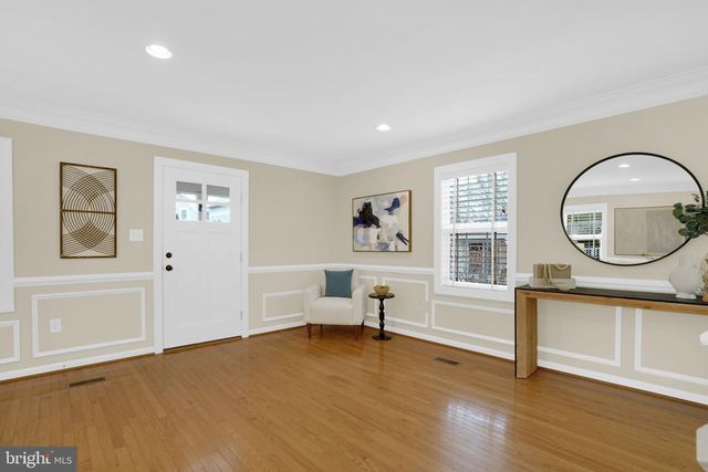 1720 14TH ST S, Arlington, VA 22204