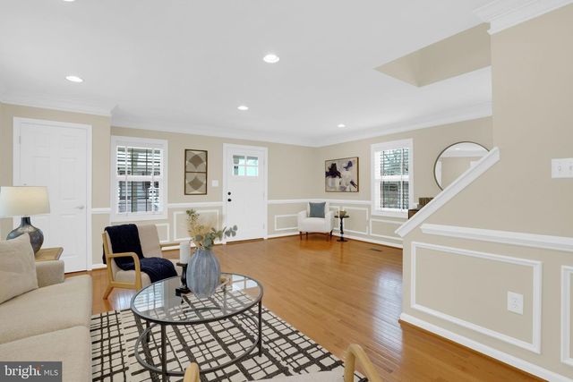 1720 14TH ST S, Arlington, VA 22204