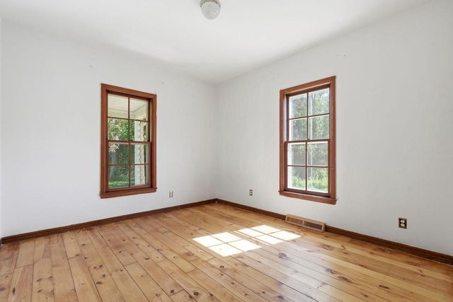 N48W28676 Lisbon AVENUE, Hartland, WI 53029