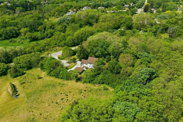 N48W28676 Lisbon AVENUE, Hartland, WI 53029