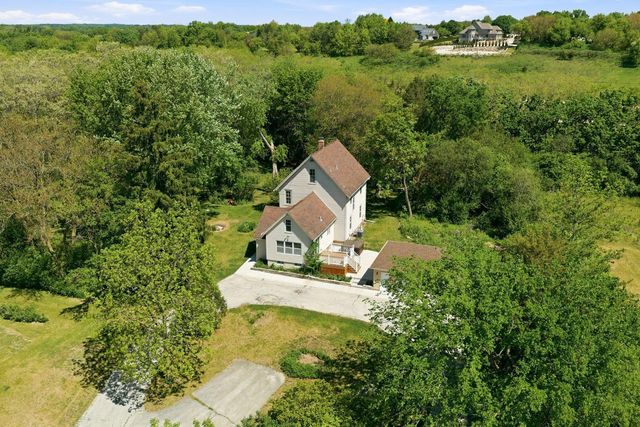 N48W28676 Lisbon AVENUE, Hartland, WI 53029