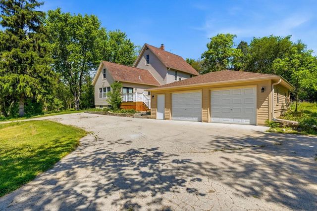 N48W28676 Lisbon AVENUE, Hartland, WI 53029