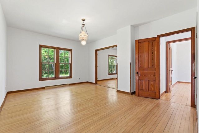 N48W28676 Lisbon AVENUE, Hartland, WI 53029