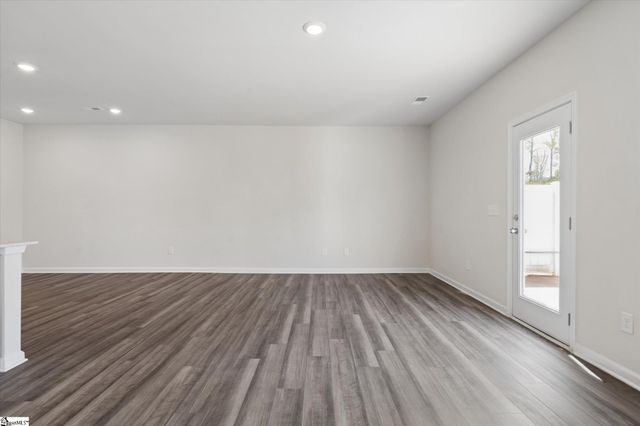 293 E Compass Way, Easley, SC 29640
