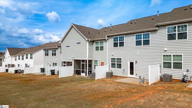 293 E Compass Way, Easley, SC 29640