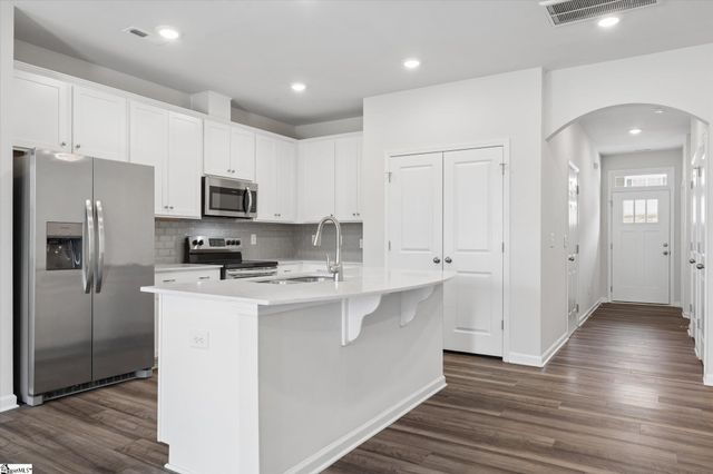293 E Compass Way, Easley, SC 29640