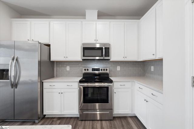 293 E Compass Way, Easley, SC 29640