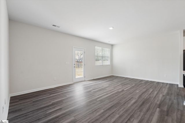 293 E Compass Way, Easley, SC 29640