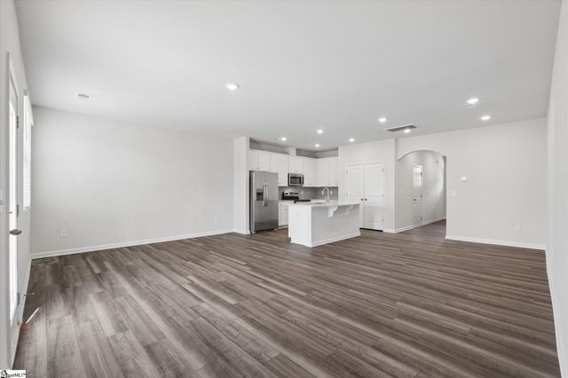 293 E Compass Way, Easley, SC 29640
