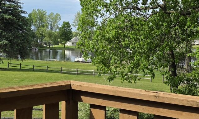 1015 Pequena Drive, Lake Isabella, MI 48893