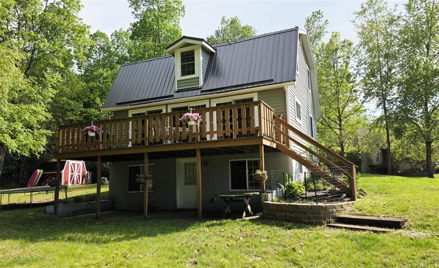 1015 Pequena Drive, Lake Isabella, MI 48893