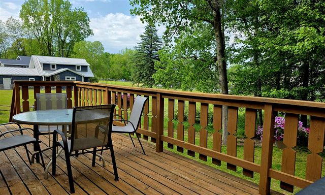 1015 Pequena Drive, Lake Isabella, MI 48893