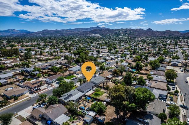 601 S Taylor, Hemet, CA 92543