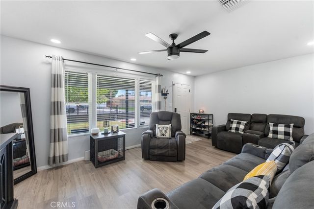 601 S Taylor, Hemet, CA 92543