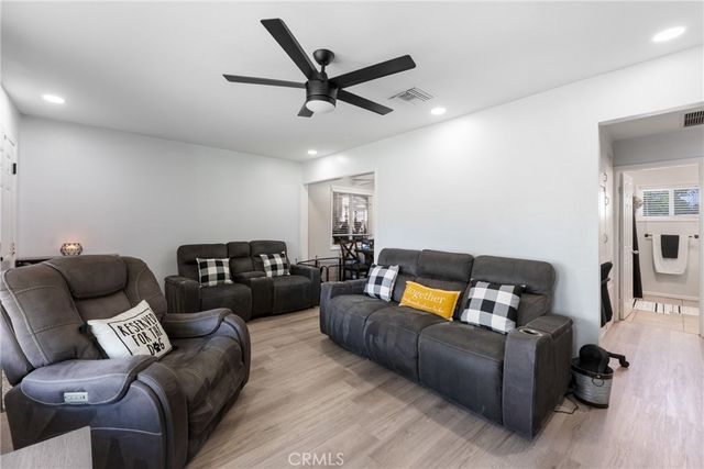 601 S Taylor, Hemet, CA 92543