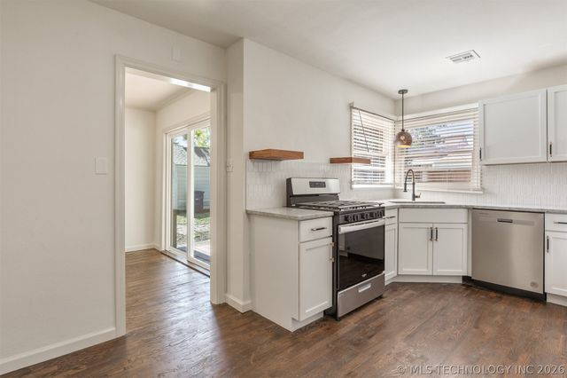 1328 S Louisville Avenue, Tulsa, OK 74112