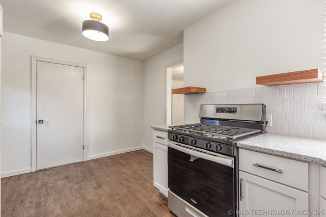 1328 S Louisville Avenue, Tulsa, OK 74112