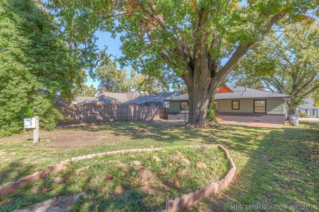 1328 S Louisville Avenue, Tulsa, OK 74112