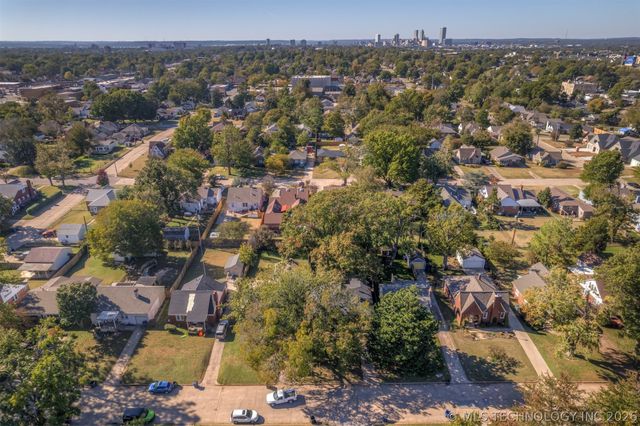1328 S Louisville Avenue, Tulsa, OK 74112