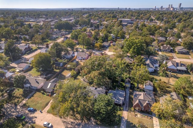 1328 S Louisville Avenue, Tulsa, OK 74112