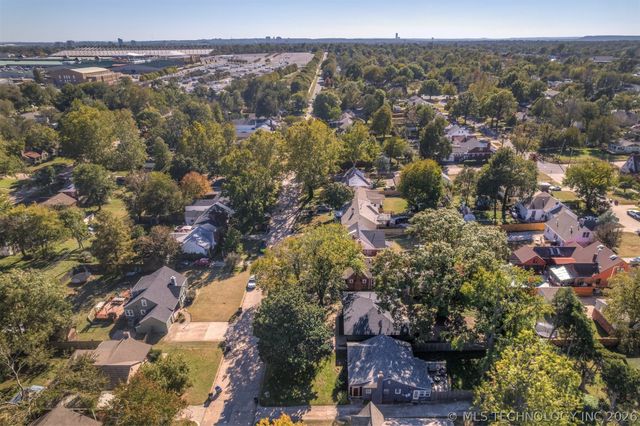 1328 S Louisville Avenue, Tulsa, OK 74112