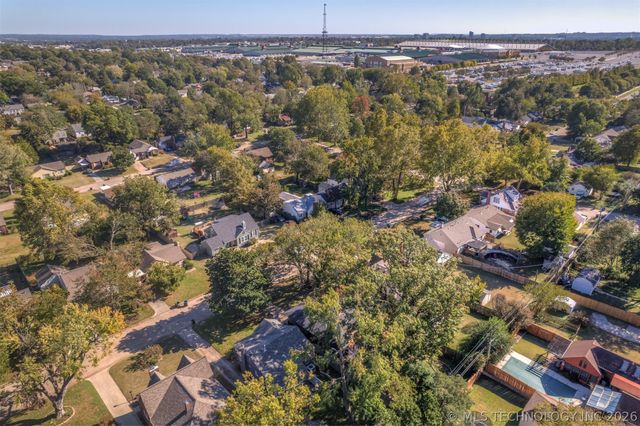 1328 S Louisville Avenue, Tulsa, OK 74112