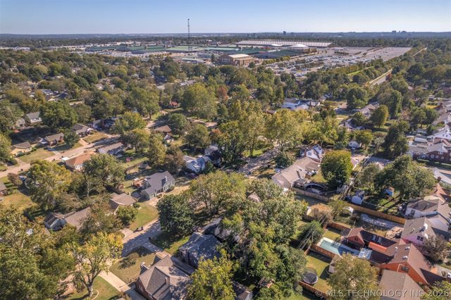 1328 S Louisville Avenue, Tulsa, OK 74112