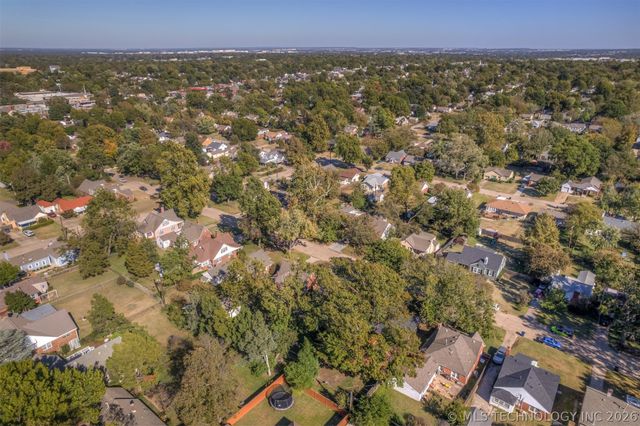 1328 S Louisville Avenue, Tulsa, OK 74112