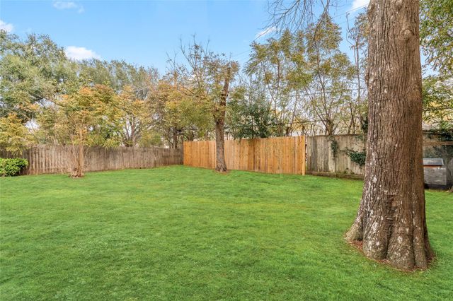 11225 Cliffwood Drive, Houston, TX 77035