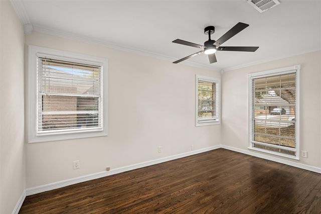 11225 Cliffwood Drive, Houston, TX 77035