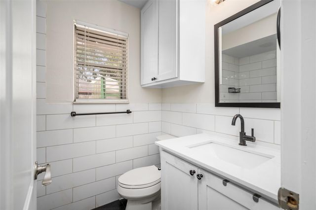 11225 Cliffwood Drive, Houston, TX 77035