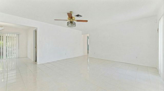 428 Alemeda Drive, Palm Springs, FL 33461