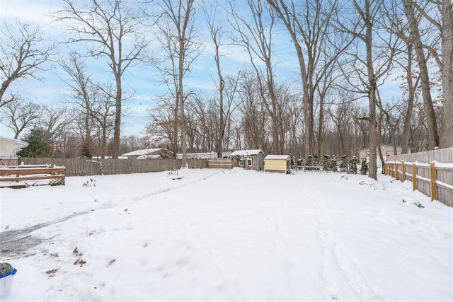 1729 Vickery Road, Portage, MI 49002