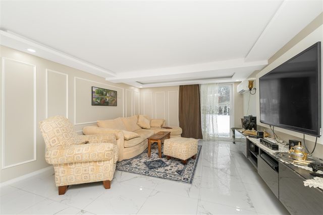 1729 Vickery Road, Portage, MI 49002