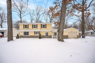 1729 Vickery Road, Portage, MI 49002