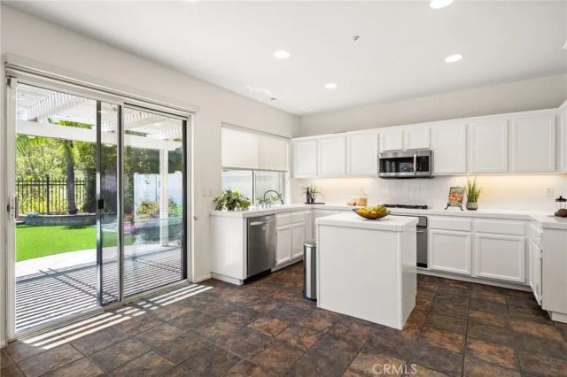 1918 Edinburgh Way, Fullerton, CA 92831