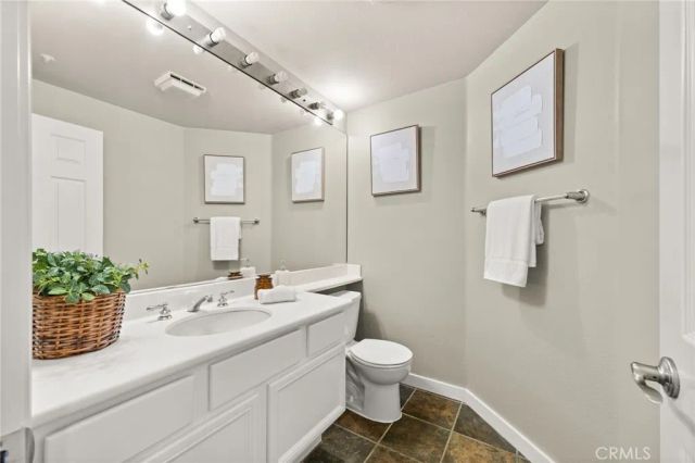 1918 Edinburgh Way, Fullerton, CA 92831