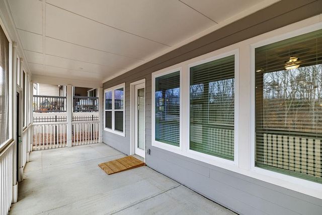 6954 Scenic Overlook Trace, Flowery Branch, GA 30542