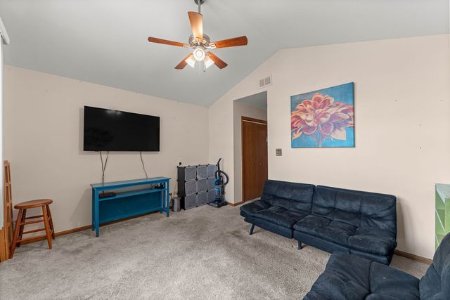 6930 Lexington Court, Tinley Park, IL 60477