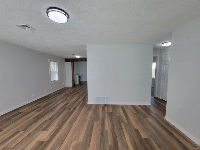1501 N Adams Street, South Bend, IN 46628