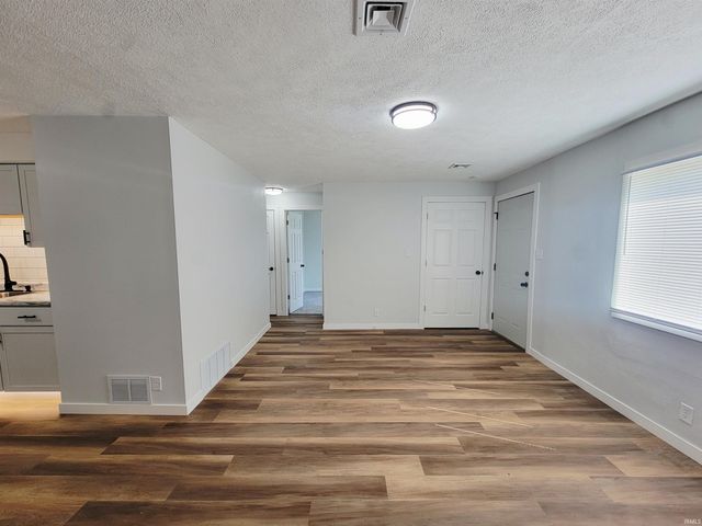1501 N Adams Street, South Bend, IN 46628