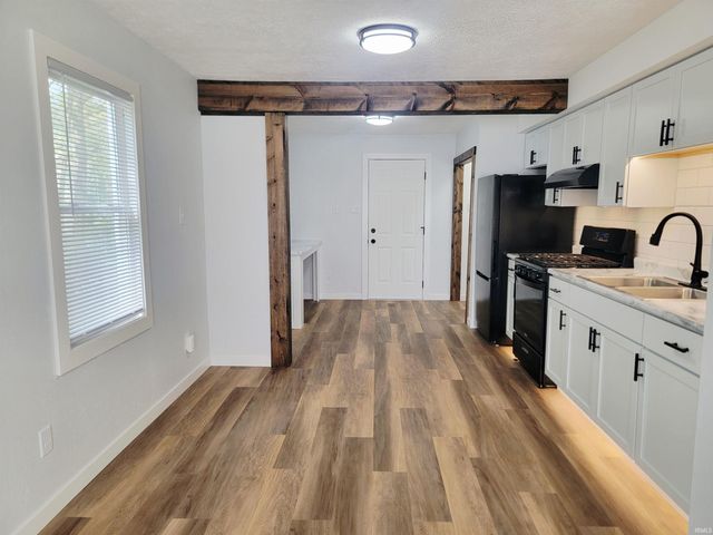 1501 N Adams Street, South Bend, IN 46628